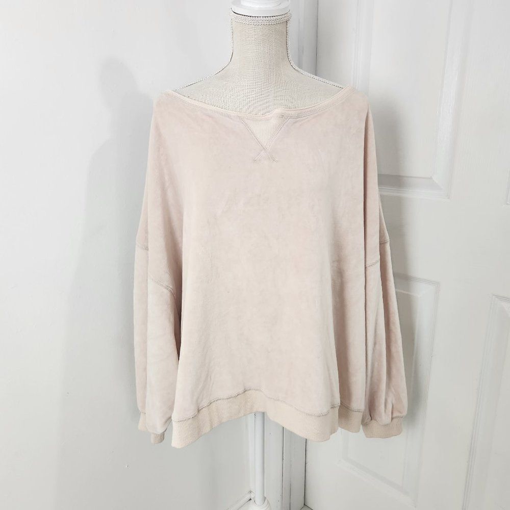 Out from Under Urban Outfitters Sweatshirt Womens L Pink Velour Oversized